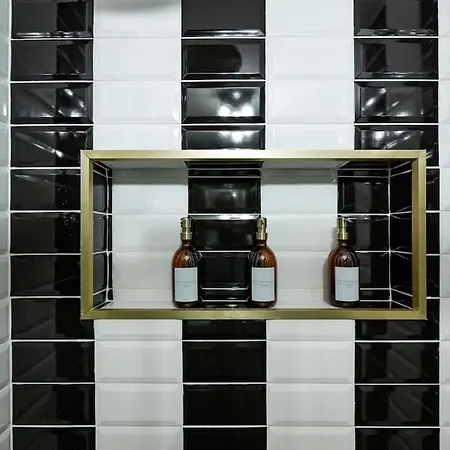 Jacuzzi Deluxe - Penthouse